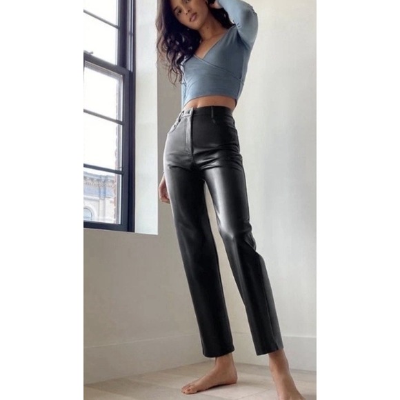 Wilfred Pants - Aritzia Wilfred Black Cropped Melina High Rise Vegan Leather Pants Size 00 Biker